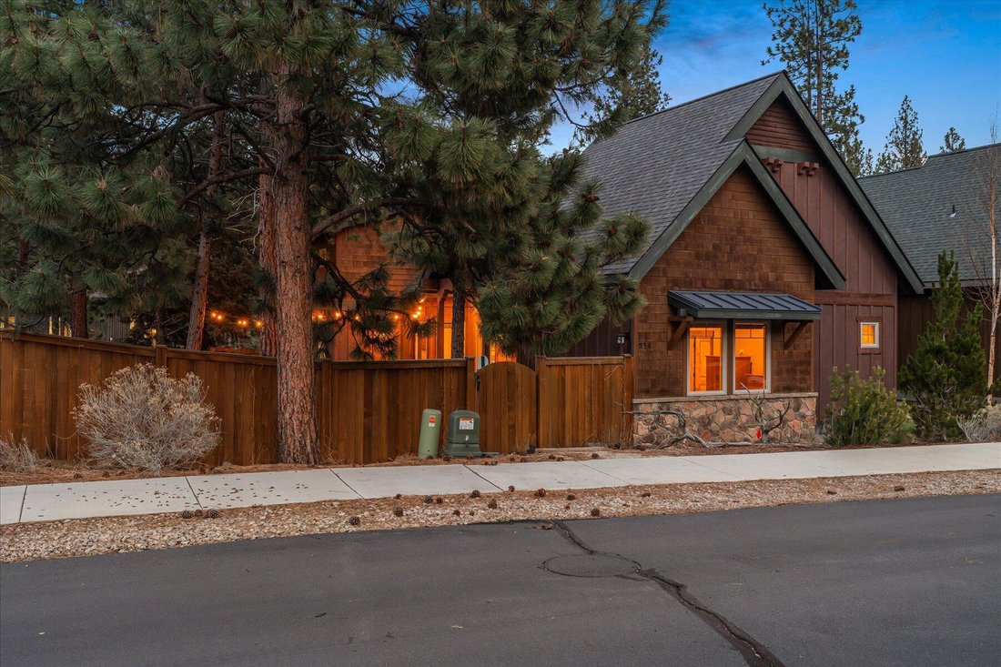 House in Sisters, Oregon, United States 1 - 17264946