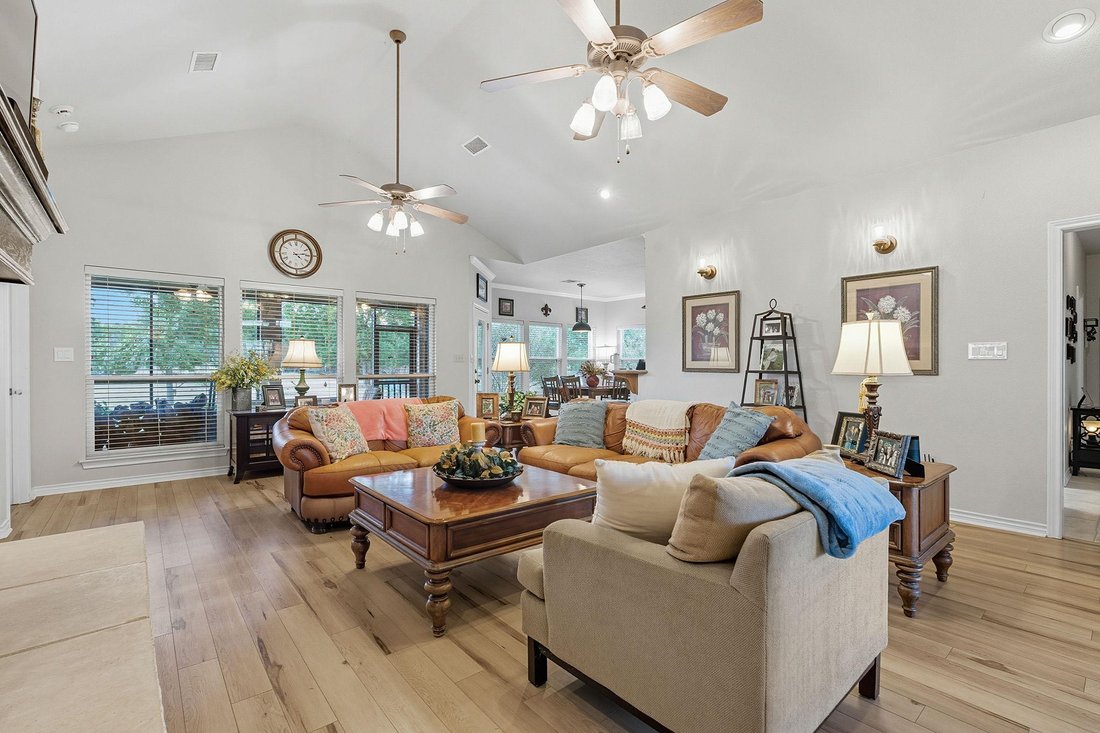 House in Salado, Texas, United States 4 - 17265305