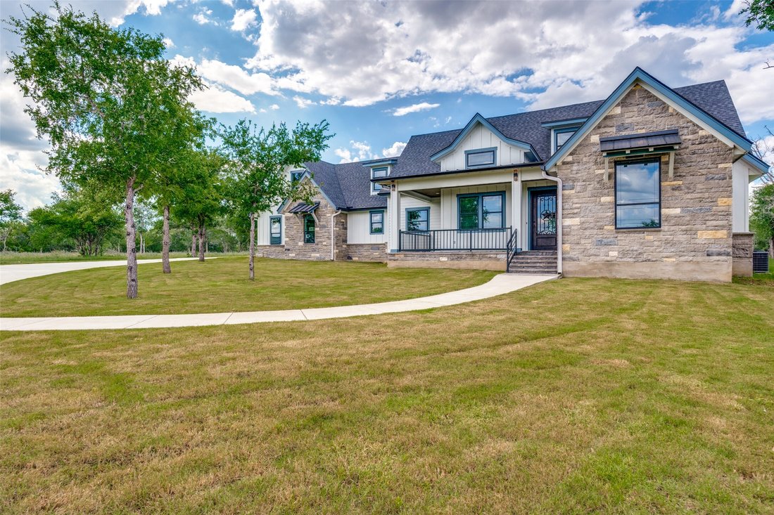 House in Gonzales, Texas, United States 2 - 15311125