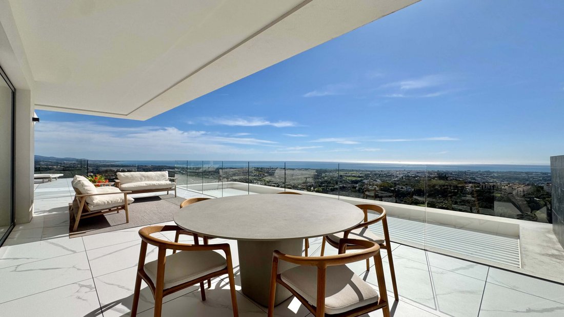 Apartment in La Quinta, Benahavis, Andalusia 1 - 17265937