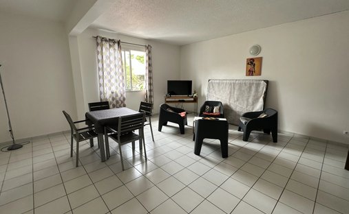 Allier: Castles 968m2