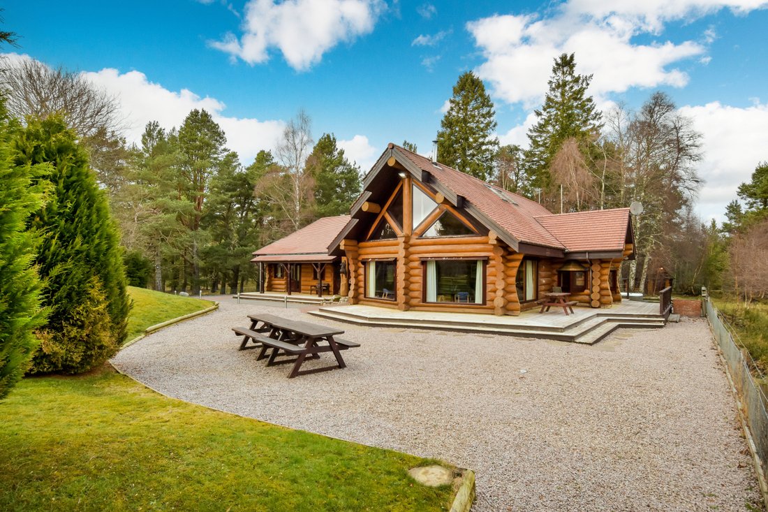 Chalet in Nethy Bridge, Scotland 3 - 17266395