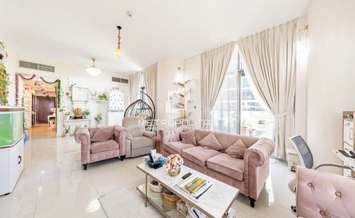 Apartment in Damac Hills, Dubai, United Arab Emirates 1