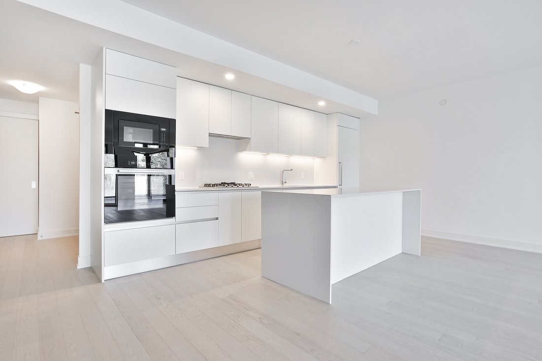 Condo in Toronto, Ontario, Canada 3 - 17266691
