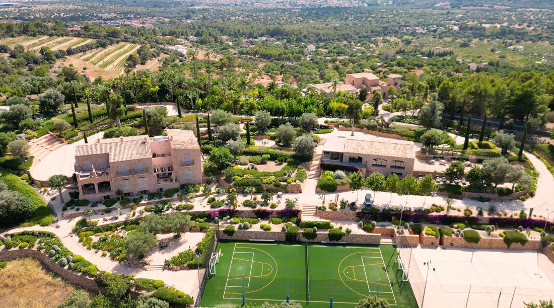 Estate in Bunyola, Balearic Islands, Spain 5 - 17267173