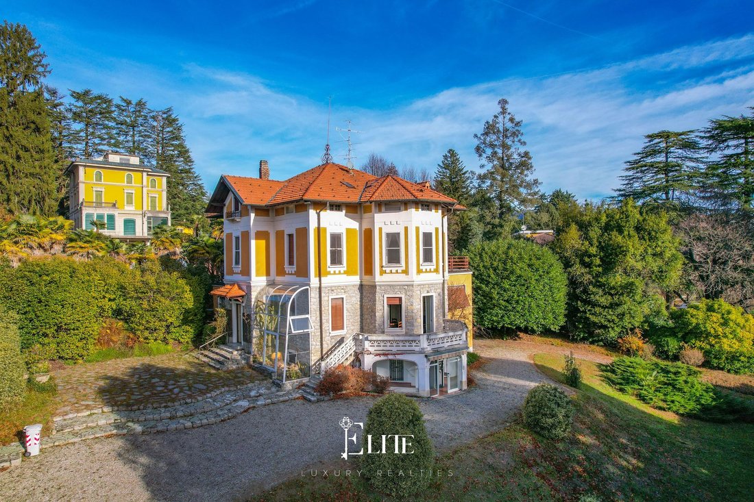 Villa in Velate - Sant'Ambrogio, Varese, Lombardy 2 - 17266942