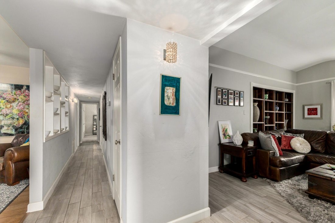 Scottsdale, Arizona, United States 4 - 17266879