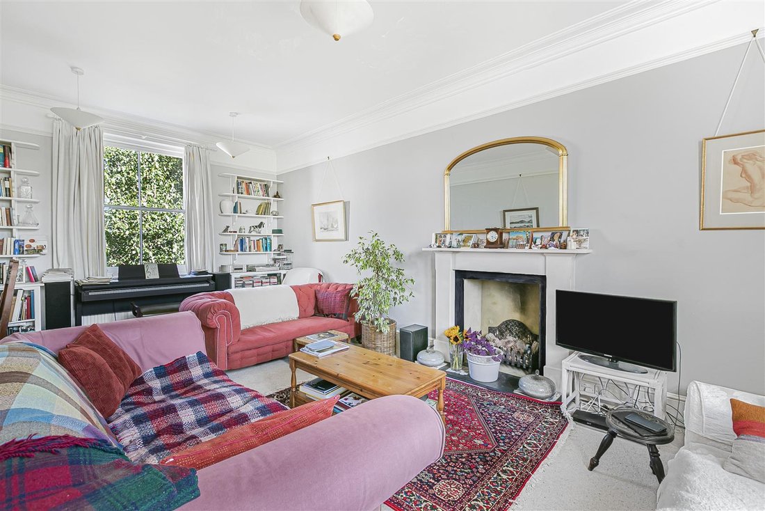 Apartment in Coombe, Royal Borough of Kingston upon Thames, England 2 - 17267273
