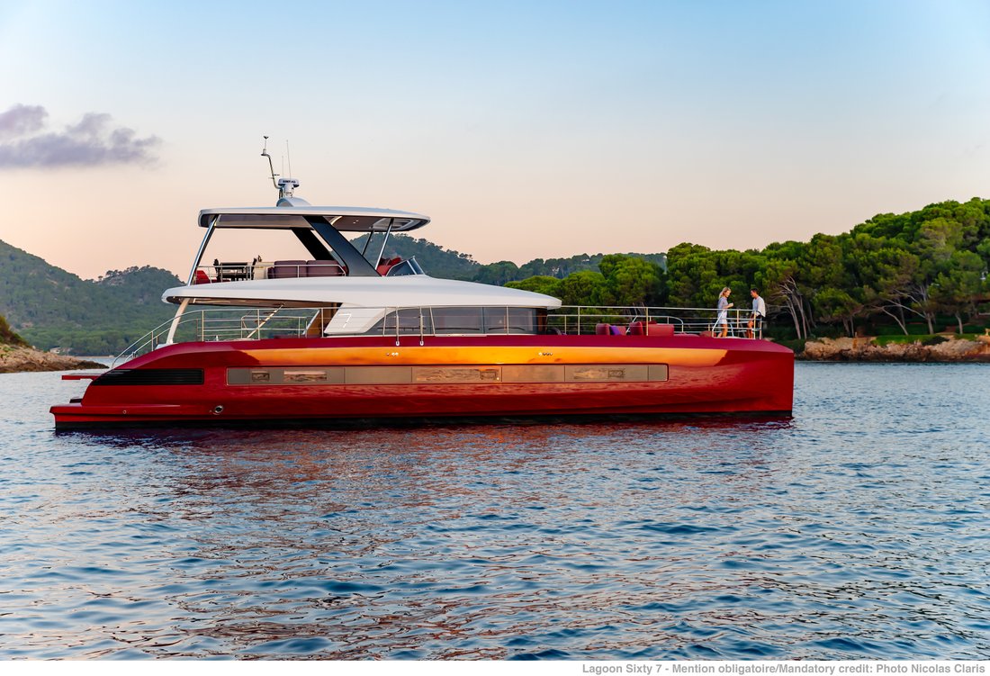 Catamaran in Bordeaux, Nouvelle-Aquitaine, France 4 - 17276990