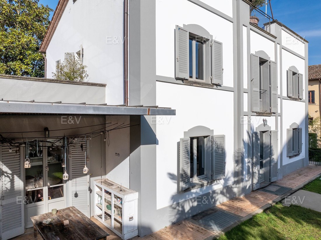 Villa in Città di Castello, Umbria, Italy 1 - 17267087
