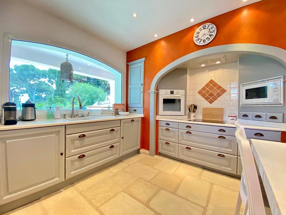 House in Maurice Jeanpierre, Le Cannet, France 5 - 17267184