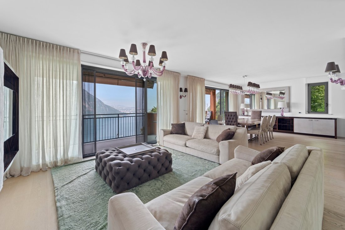 Penthouse in Campione d'Italia, Lombardy, Italy 1 - 17279662