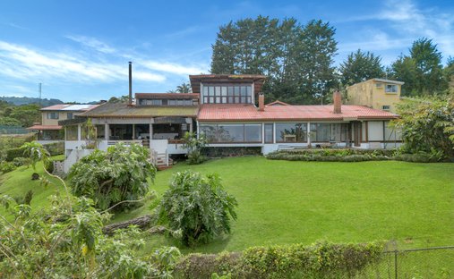 House in San Rafael District, Oreamuno, Cartago Province, Costa Rica 1