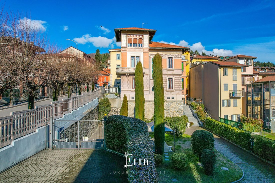 Villa in Gavirate, Lombardy, Italy 2 - 17267423