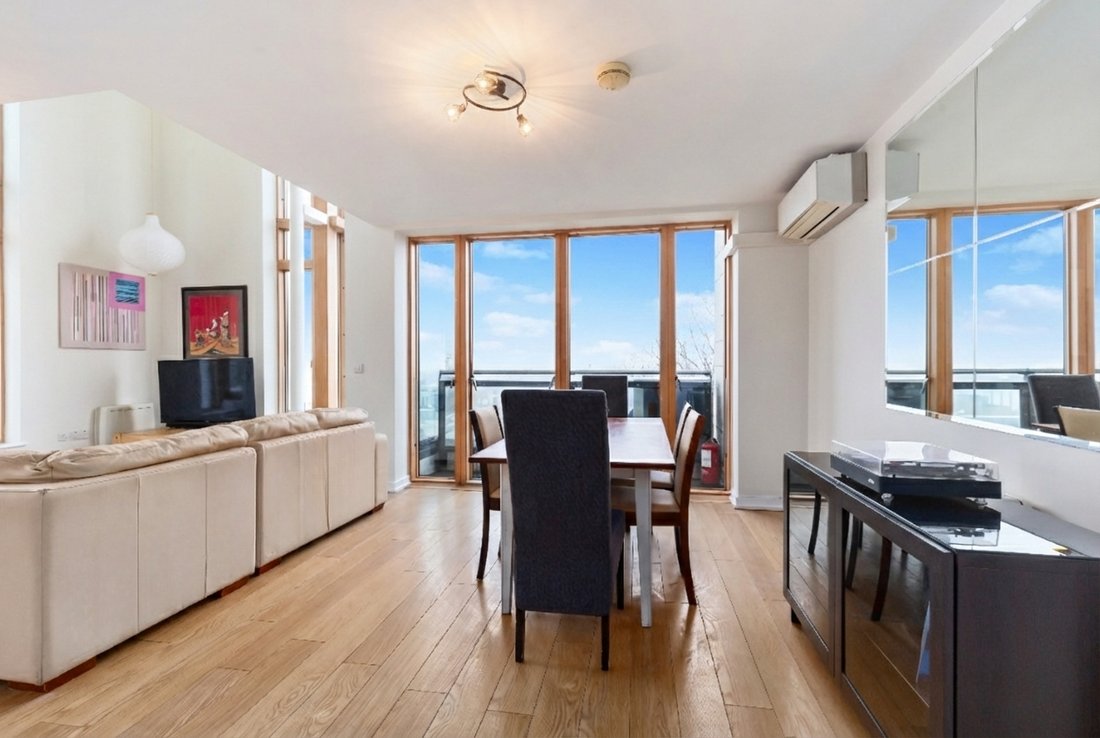 Apartment in Dublin, County Dublin, Ireland 5 - 17267849