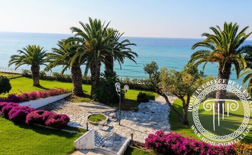 Villa in Pallini Municipal Unit, Macedonia and Thrace, Griechenland 1
