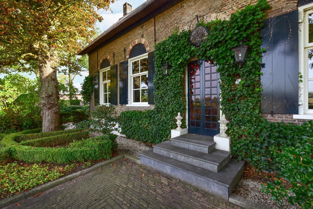 Estate in Giessen, North Brabant, Netherlands 2 - 17268631