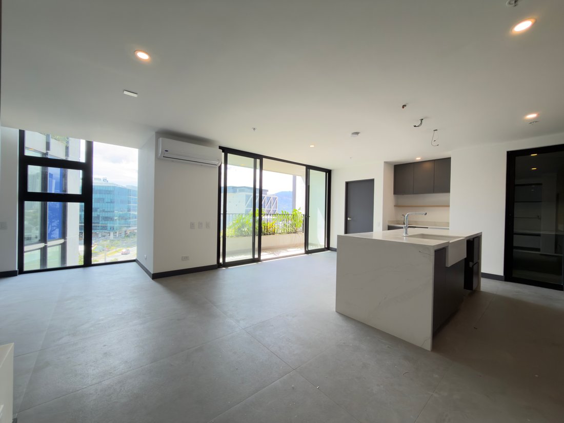 Apartment in Cinco Esquinas, San José Province, Costa Rica 2 - 17274188