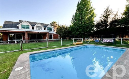 House in Chicureo, Santiago Metropolitan Region, Chile 1