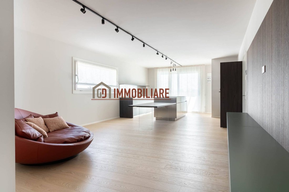 Apartment in Montebelluna, Veneto, Italy 3 - 17271942