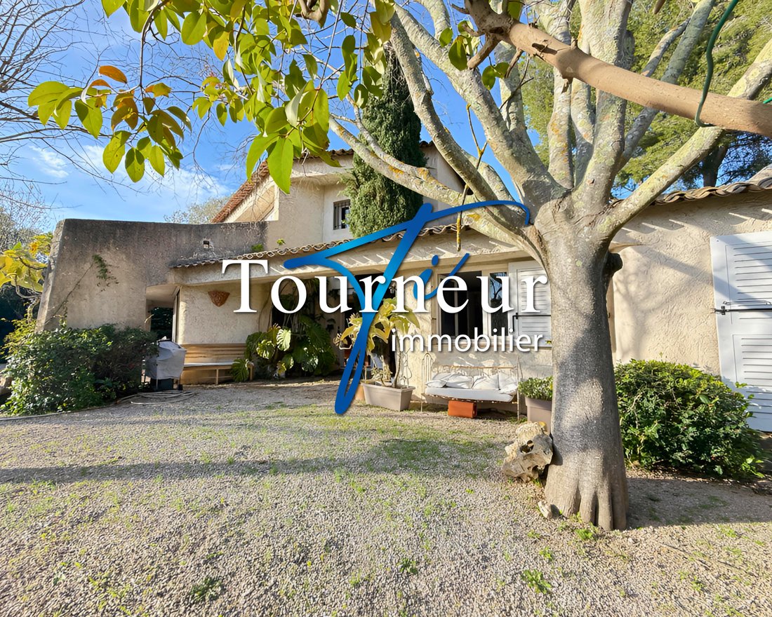 Villa in Nord, Sanary-sur-Mer, France 5 - 17270518