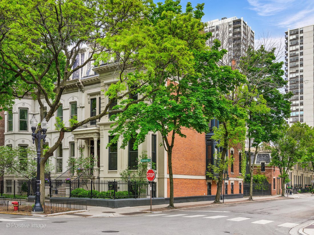 House in Chicago, Illinois, United States 2 - 17267792