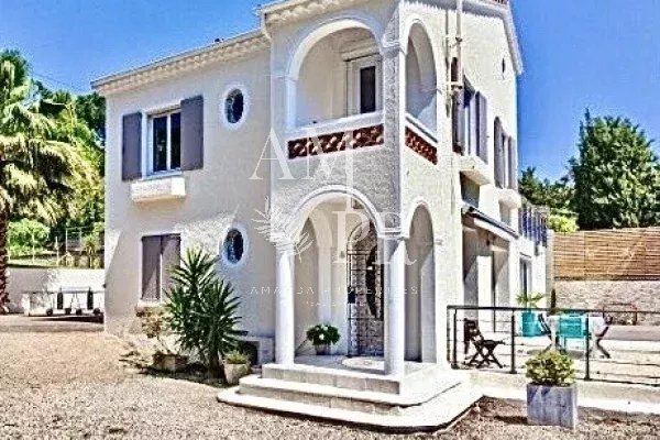 Villa in Font de Veyre, Cannes, France 4 - 17278626