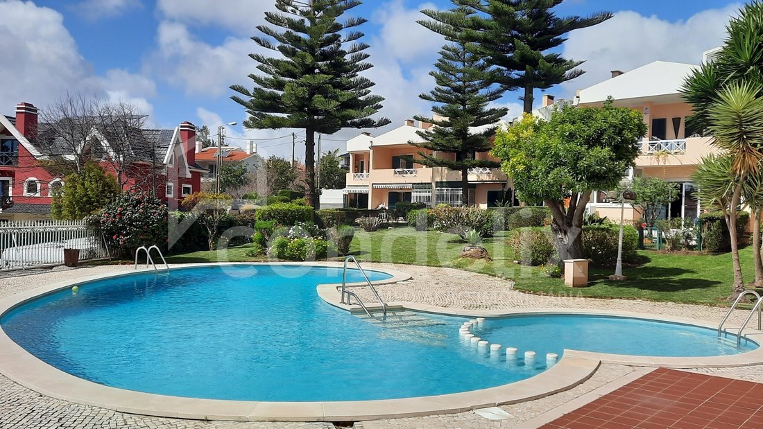 Apartment in Estoril, Cascais e Estoril, Lisbon 1 - 17268624