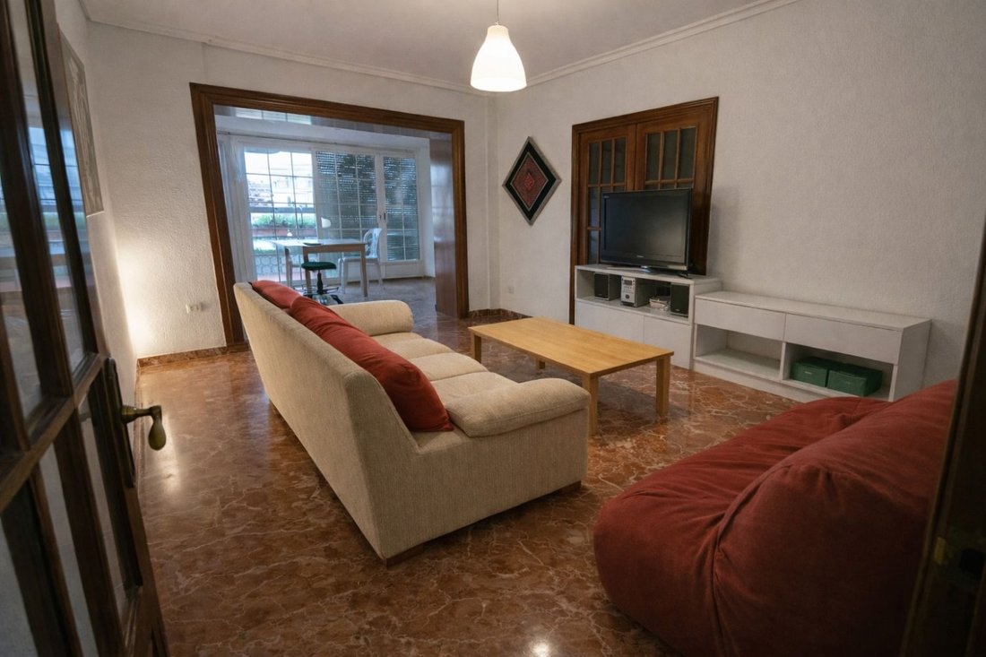 Apartment in Los Remedios, Seville, Spain 1 - 17280025