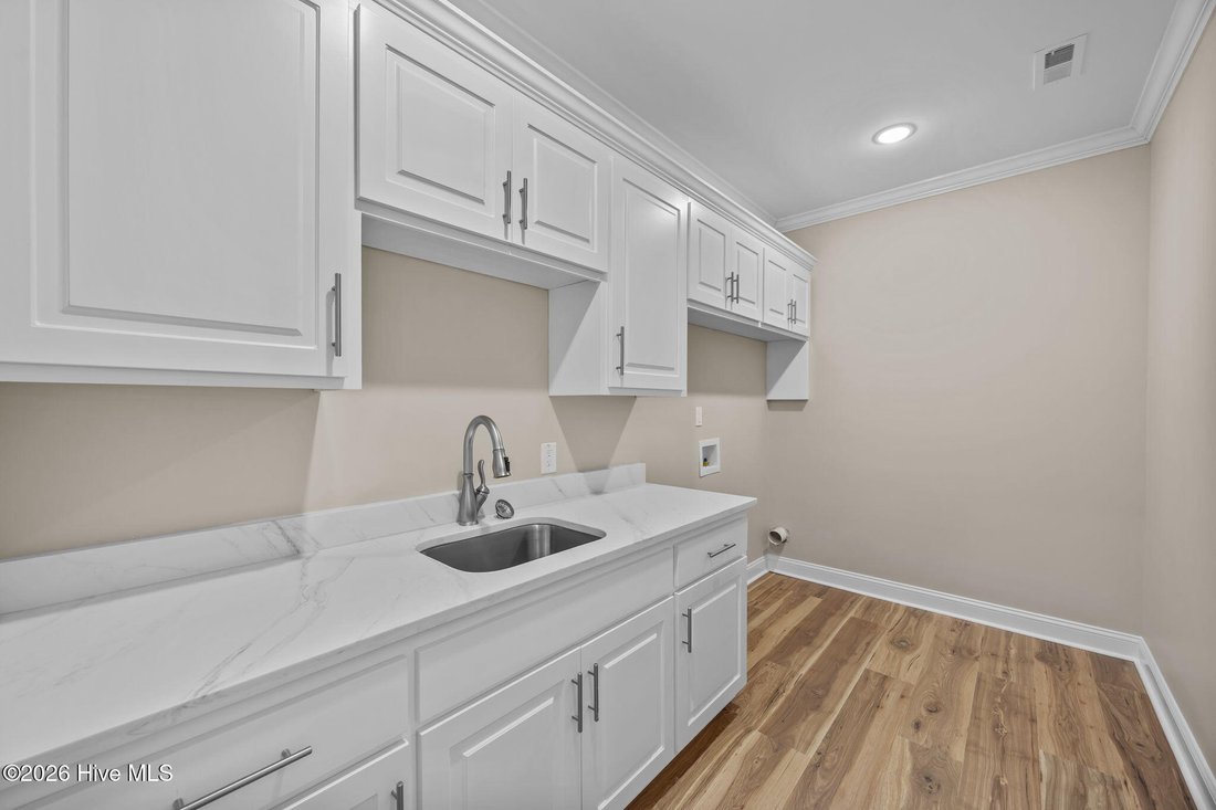 House in Falkland, North Carolina, United States 5 - 16777986
