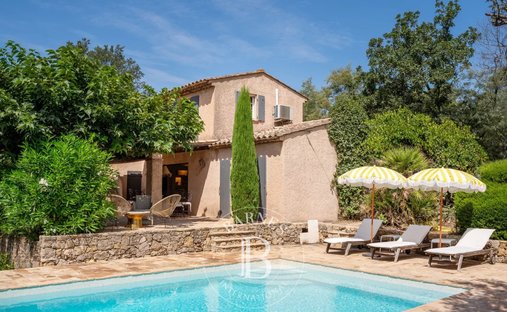 Casa en Grimaud, Provenza-Alpes-Costa Azul, Francia 1