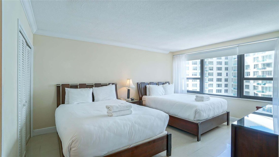 Condo in Miami Beach, Florida, United States 4 - 14862996