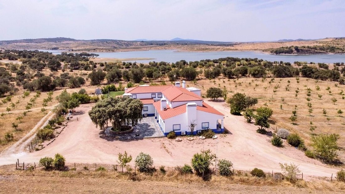Finca in Corval, Évora District, Portugal 1 - 14995778