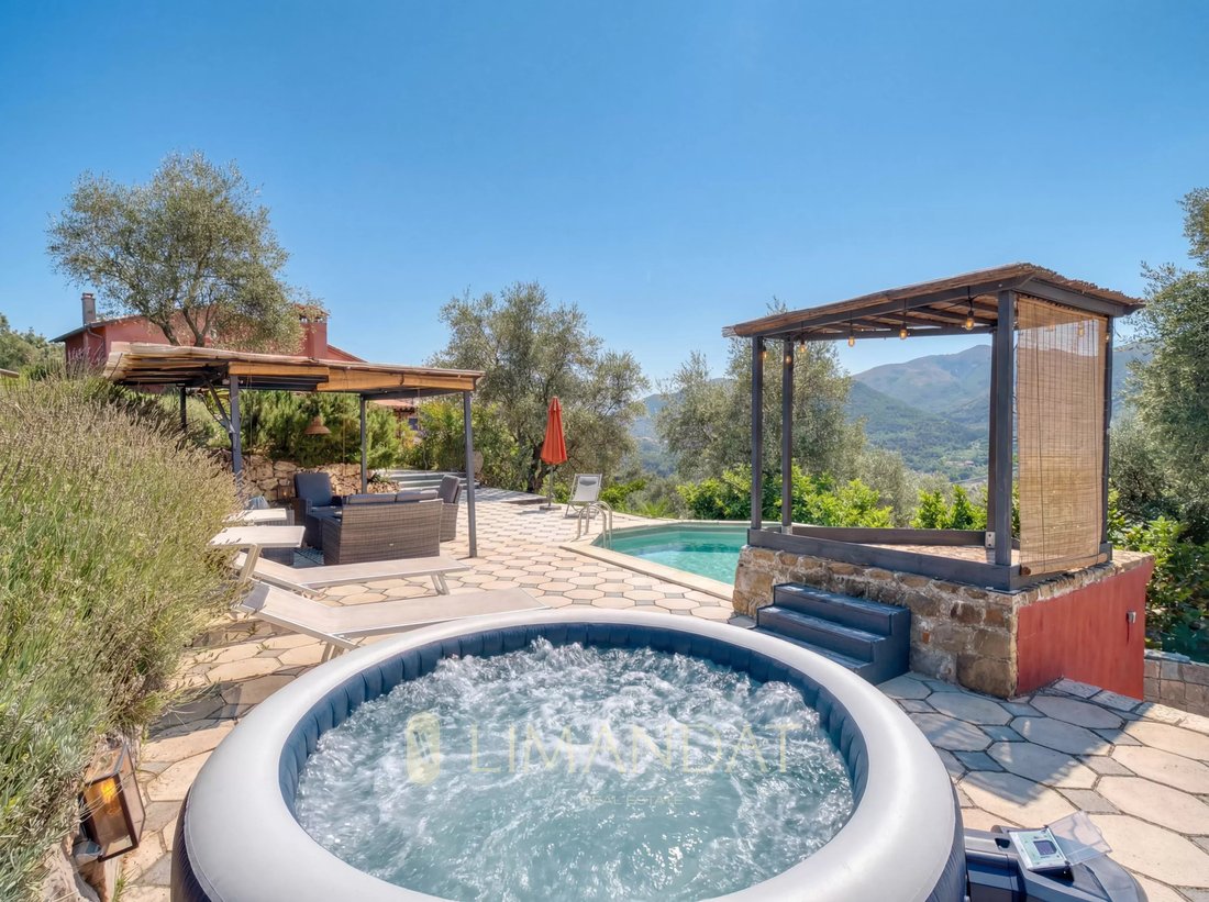 Villa in Sospel, Provence-Alpes-Côte d'Azur, France 1 - 16479433