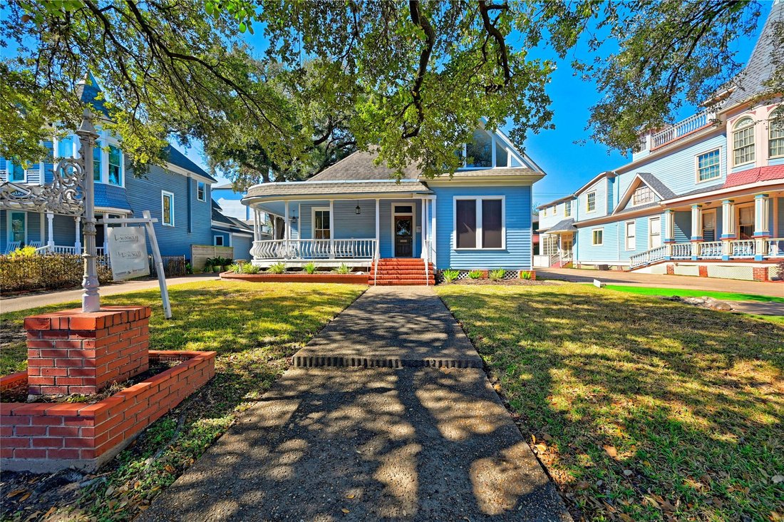 House in Houston, Texas, United States 3 - 17270739