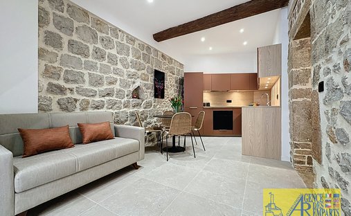 House in Vieille Ville, Antibes, France 1