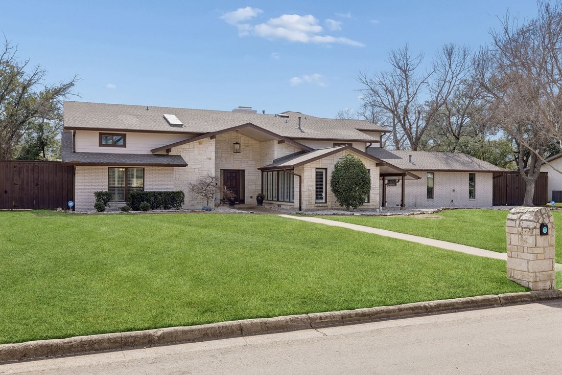 House in Dallas, Texas, United States 3 - 17270777
