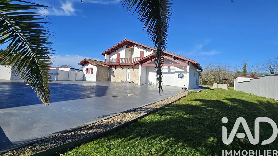 House in Sames, Nouvelle-Aquitaine, France 2 - 17272269