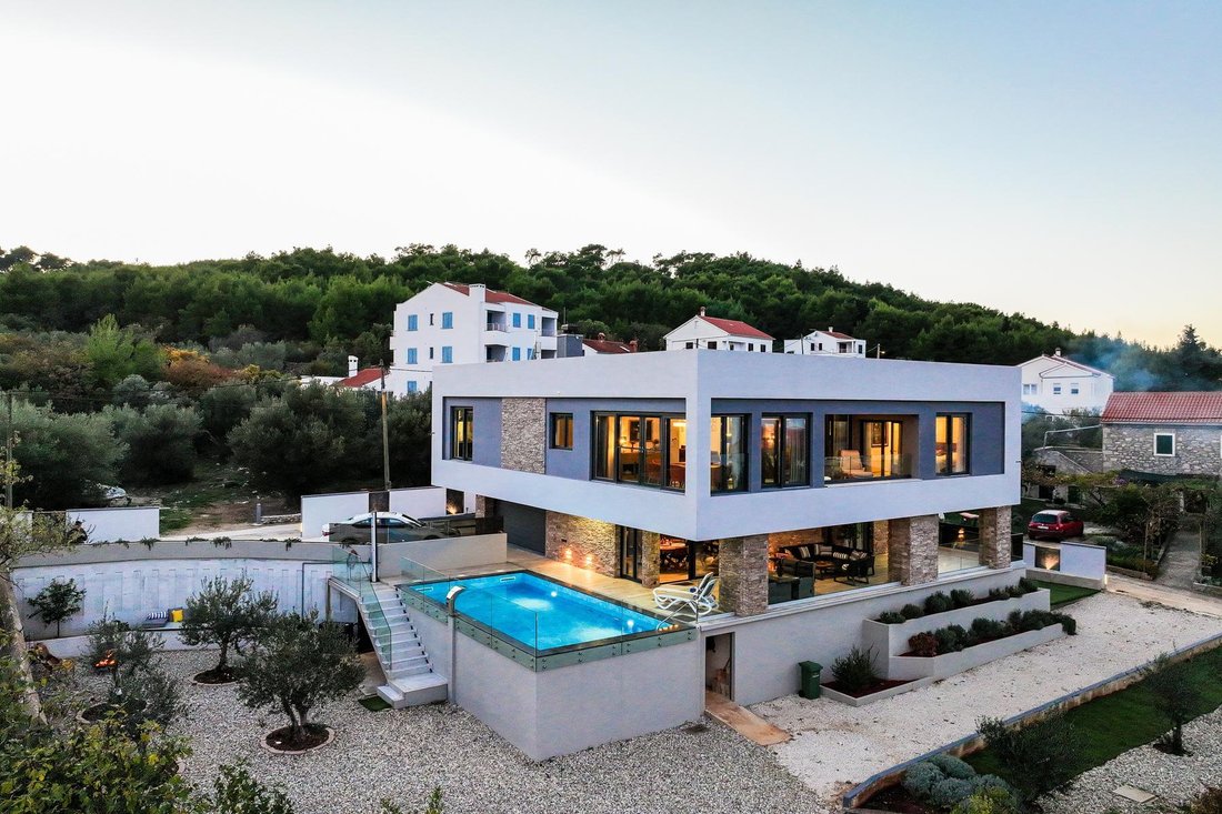Villa in Lukoran, Zadar County, Croatia 1 - 14528705