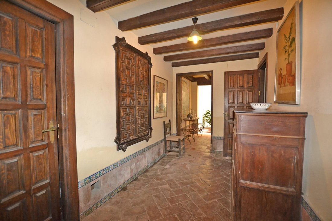 Villa in Casco Antiguo, Seville, Spain 5 - 17273603