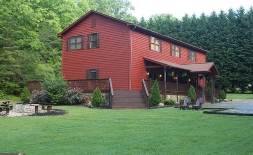 House in Sautee Nacoochee, Georgia, United States 1