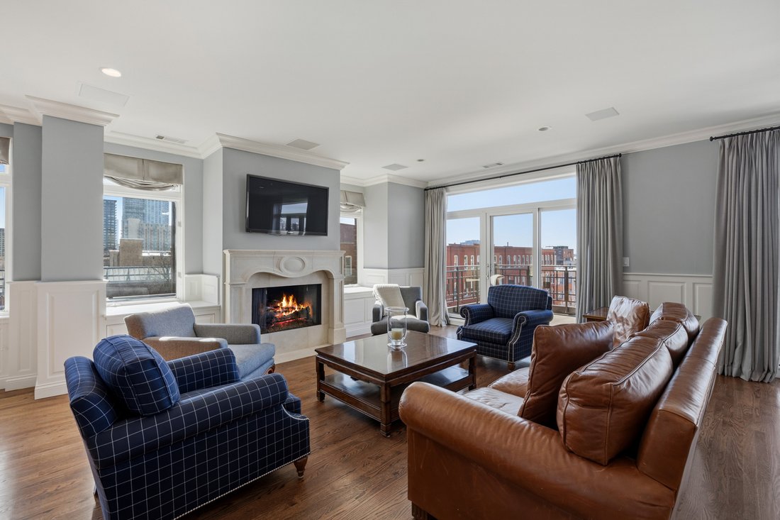 Condo in Chicago, Illinois, United States 4 - 17273443