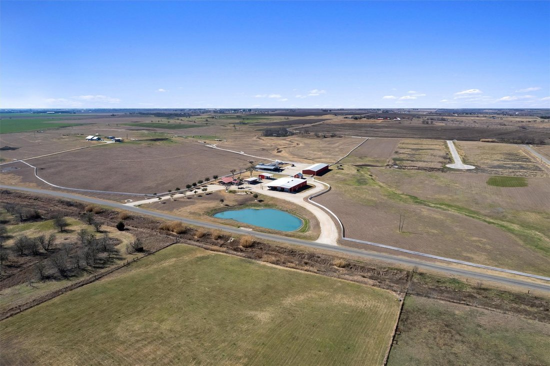 House in Taylor, Texas, United States 3 - 17275670