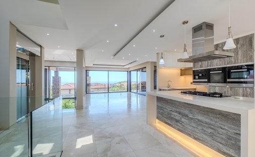 Townhouse in Blackburn, KwaZulu-Natal, South Africa 1