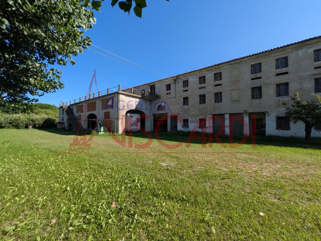 Villa in Caorle, Veneto, Italy 4 - 17271812