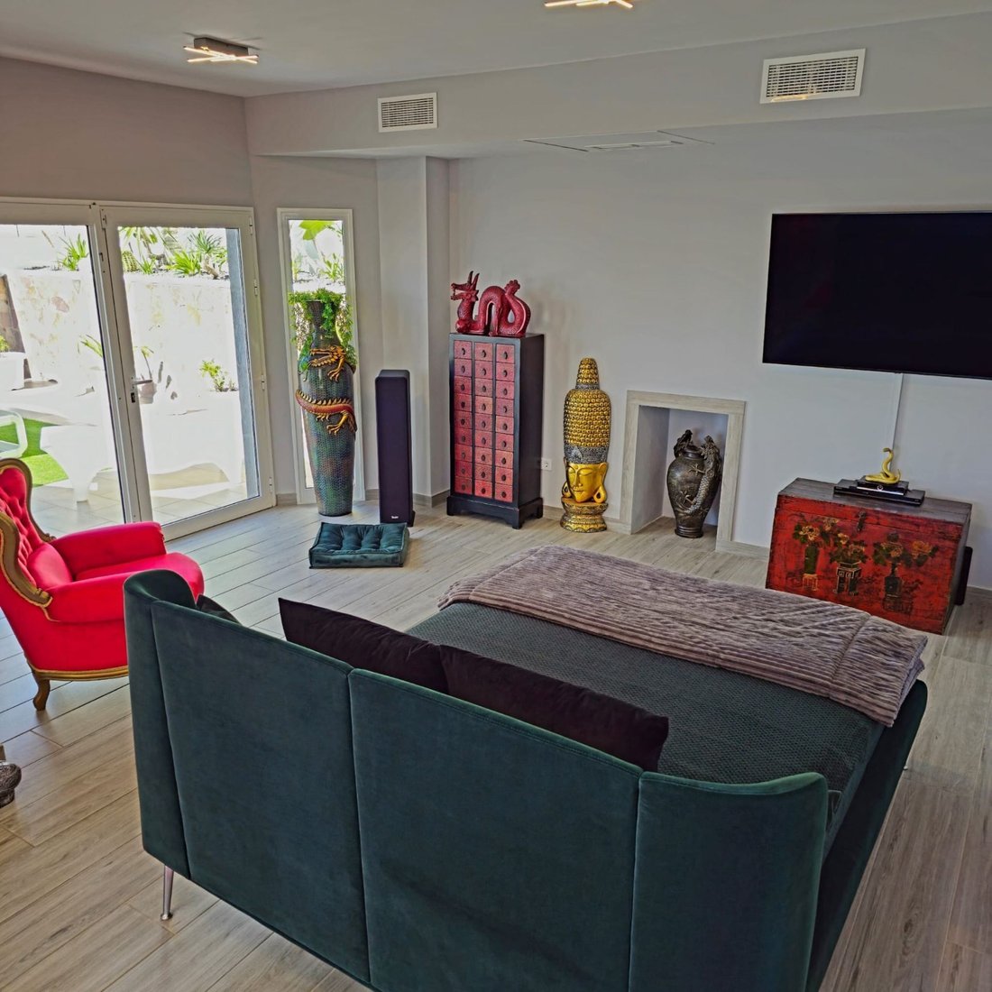 Villa in San Bartolome de Tirajana, Canary Islands, Spain 2 - 17269252