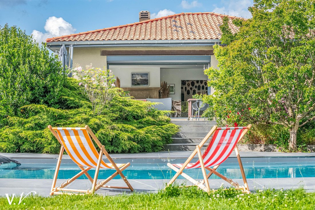 Villa in Bourg, Eysines, France 1 - 17014900