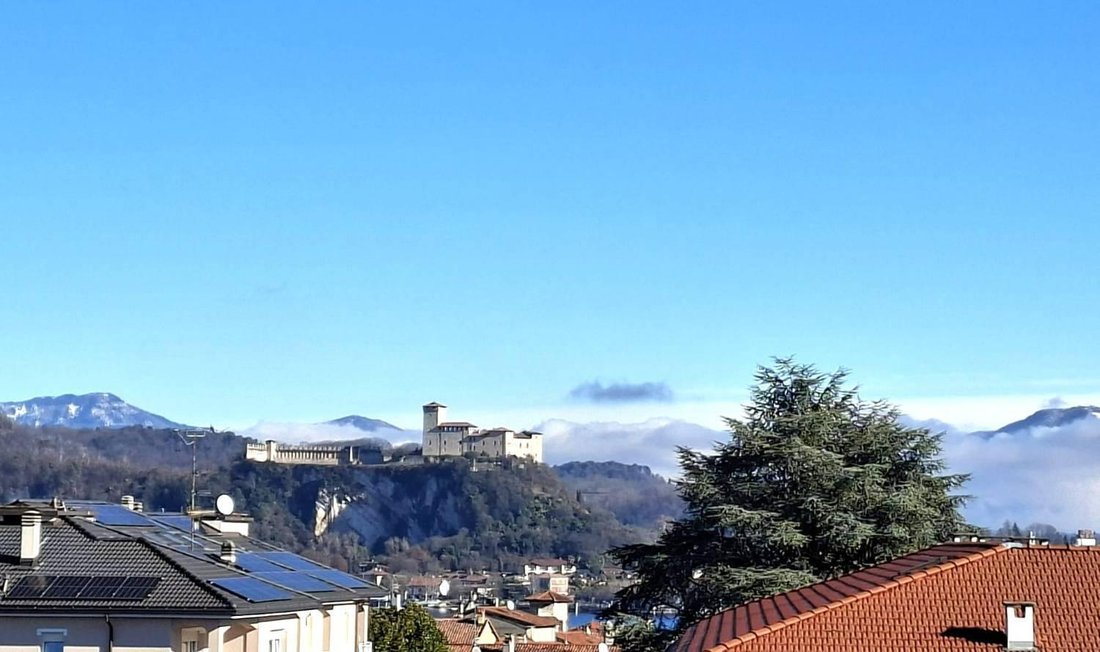 Apartment in Arona, Piedmont, Italy 1 - 17262138