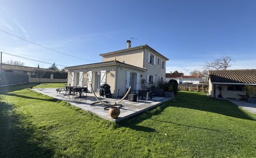Haus in Camblanes-et-Meynac, Neu-Aquitanien, Frankreich 1