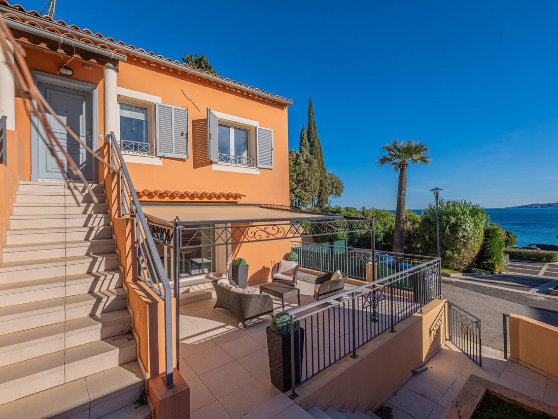 Apartment in Nartelle-Noyer-Bellevue-bd des Sardinaux, Sainte-Maxime, France 2 - 17268516